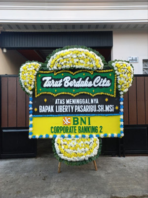 Papan Bunga Duka di Kalipare